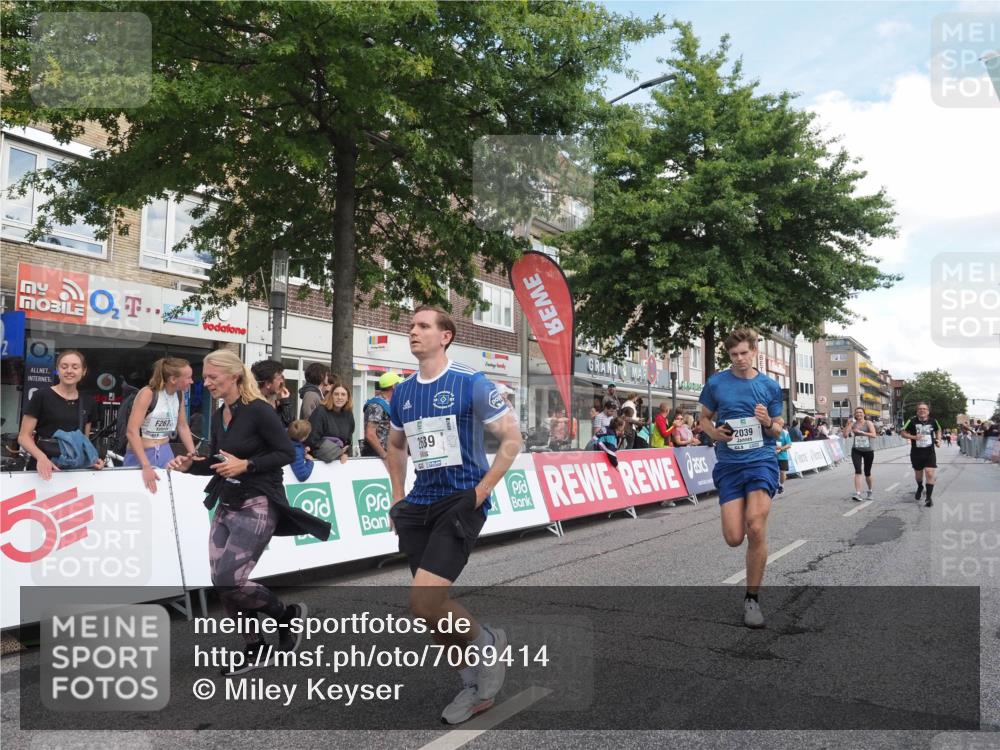 15.09.2024 - PSD Bank Halbmarathon Miley Keyser http://msf.ph/oto/7069414 15.09.2024 12:22:01 Ziel 1654, 2039, 2131, 2321, 2457, 2689, 2769, 3025, 3230, 3471 meine-sportfotos.de