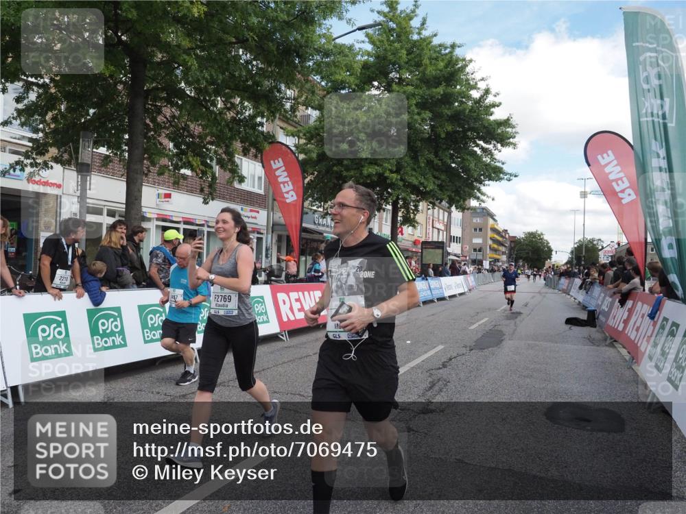 15.09.2024 - PSD Bank Halbmarathon Miley Keyser http://msf.ph/oto/7069475 15.09.2024 12:22:06 Ziel 1654, 2039, 2321, 2457, 2689, 2769, 3025, 3230, 3471 meine-sportfotos.de
