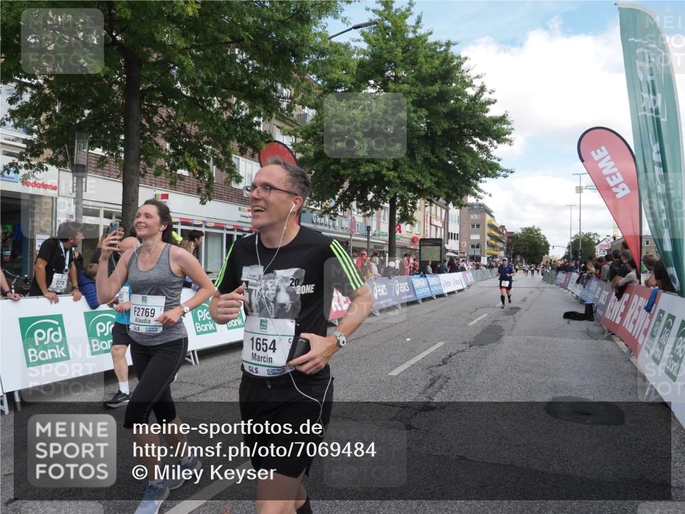 15.09.2024 - PSD Bank Halbmarathon Miley Keyser http://msf.ph/oto/7069484 15.09.2024 12:22:06 Ziel 1654, 2039, 2321, 2457, 2689, 2769, 3025, 3230, 3471 meine-sportfotos.de