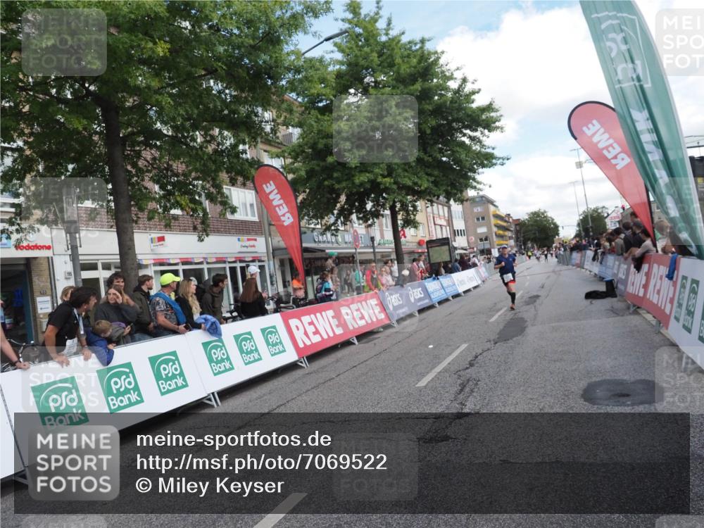 15.09.2024 - PSD Bank Halbmarathon Miley Keyser http://msf.ph/oto/7069522 15.09.2024 12:22:07 Ziel 1654, 2321, 2457, 2689, 2769, 3025, 3230 meine-sportfotos.de