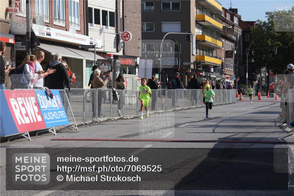 15.09.2024 - PSD Bank Halbmarathon Michael Strokosch http://msf.ph/oto/7069525 15.09.2024 10:25:04 Ziel 61, 102, 119, 131, 165, 177, 211 meine-sportfotos.de