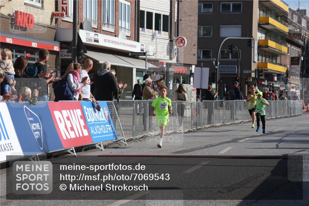 15.09.2024 - PSD Bank Halbmarathon Michael Strokosch http://msf.ph/oto/7069543 15.09.2024 10:25:05 Ziel 102, 119, 131, 165, 177 meine-sportfotos.de