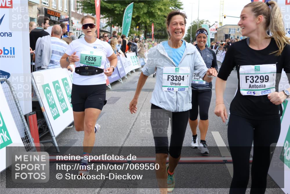 15.09.2024 - PSD Bank Halbmarathon Strokosch-Dieckow http://msf.ph/oto/7069550 15.09.2024 12:22:46 Ziel 836, 2862, 3018, 3036, 3299, 3304 meine-sportfotos.de