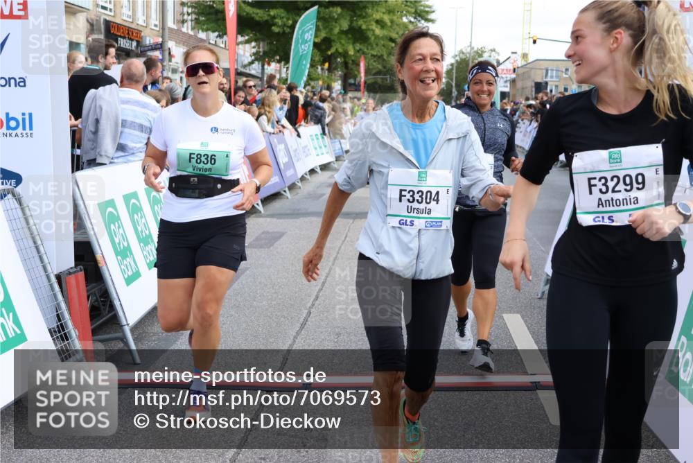 15.09.2024 - PSD Bank Halbmarathon Strokosch-Dieckow http://msf.ph/oto/7069573 15.09.2024 12:22:46 Ziel 836, 2862, 3018, 3036, 3299, 3304 meine-sportfotos.de