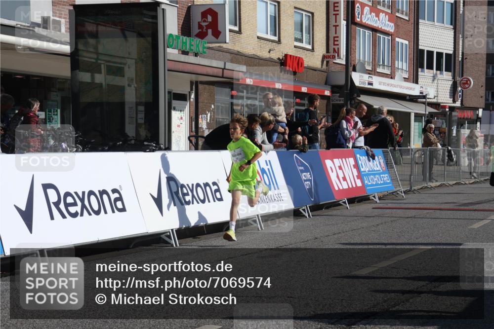 15.09.2024 - PSD Bank Halbmarathon Michael Strokosch http://msf.ph/oto/7069574 15.09.2024 10:25:07 Ziel 102, 119, 131, 165, 177 meine-sportfotos.de