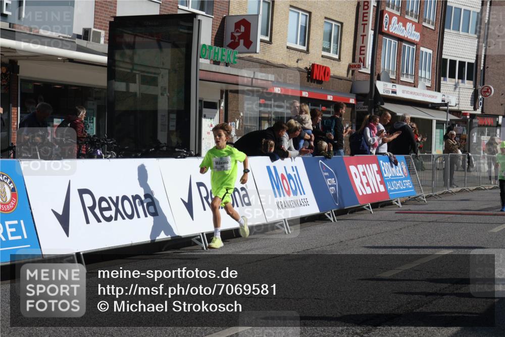 15.09.2024 - PSD Bank Halbmarathon Michael Strokosch http://msf.ph/oto/7069581 15.09.2024 10:25:07 Ziel 102, 119, 131, 165, 177 meine-sportfotos.de