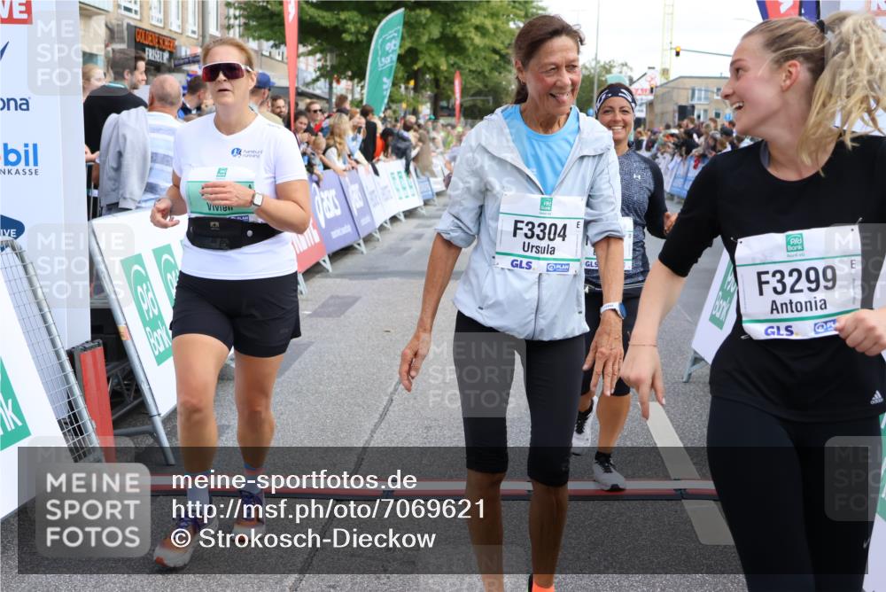 15.09.2024 - PSD Bank Halbmarathon Strokosch-Dieckow http://msf.ph/oto/7069621 15.09.2024 12:22:47 Ziel 836, 2862, 3018, 3036, 3127, 3282, 3299, 3304 meine-sportfotos.de