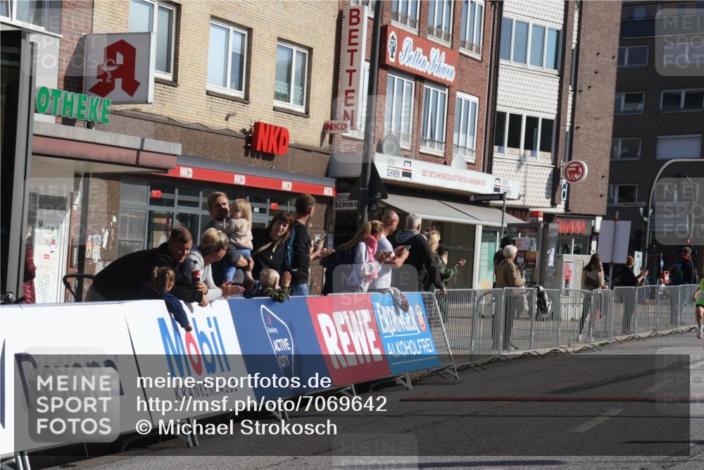 15.09.2024 - PSD Bank Halbmarathon Michael Strokosch http://msf.ph/oto/7069642 15.09.2024 10:25:11 Ziel 7, 102, 165, 177 meine-sportfotos.de