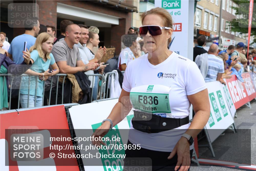 15.09.2024 - PSD Bank Halbmarathon Strokosch-Dieckow http://msf.ph/oto/7069695 15.09.2024 12:22:48 Ziel 836, 2862, 3018, 3036, 3127, 3282, 3299, 3304 meine-sportfotos.de