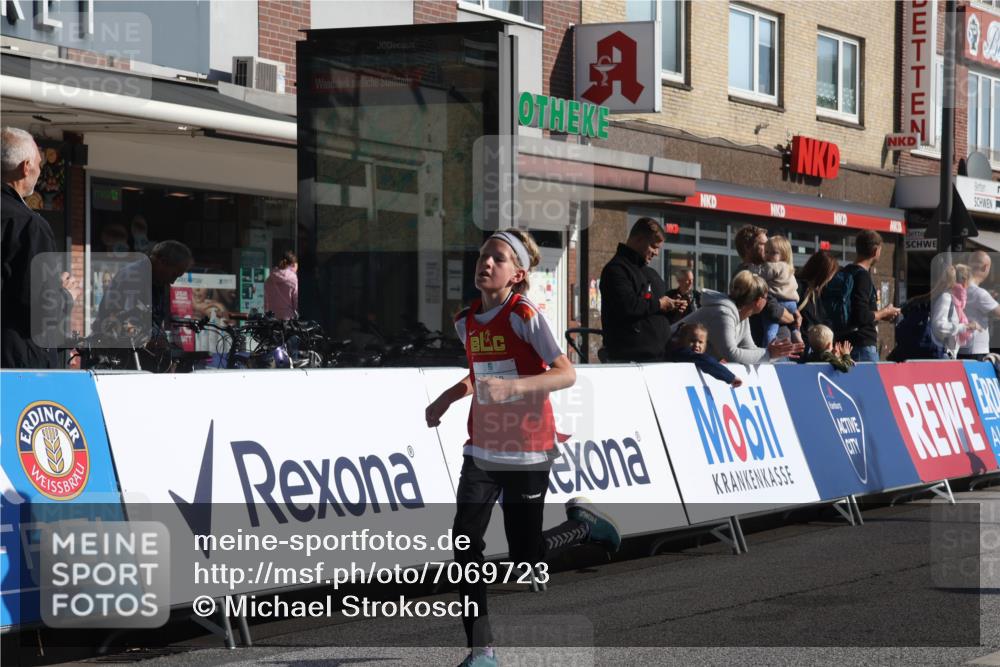 15.09.2024 - PSD Bank Halbmarathon Michael Strokosch http://msf.ph/oto/7069723 15.09.2024 10:25:20 Ziel 7, 19, 66, 102, 110, 165, 177 meine-sportfotos.de
