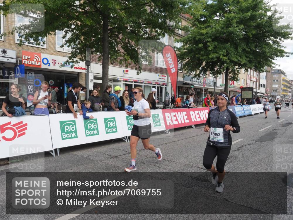 15.09.2024 - PSD Bank Halbmarathon Miley Keyser http://msf.ph/oto/7069755 15.09.2024 12:22:32 Ziel 836, 2862, 3018, 3036, 3127, 3282, 3299, 3304 meine-sportfotos.de