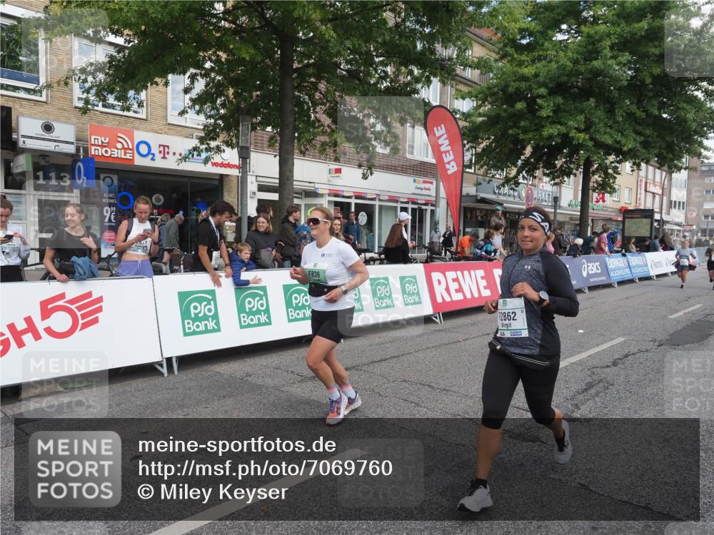 15.09.2024 - PSD Bank Halbmarathon Miley Keyser http://msf.ph/oto/7069760 15.09.2024 12:22:32 Ziel 836, 2862, 3018, 3036, 3127, 3282, 3299, 3304 meine-sportfotos.de