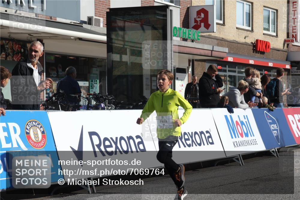 15.09.2024 - PSD Bank Halbmarathon Michael Strokosch http://msf.ph/oto/7069764 15.09.2024 10:25:23 Ziel 7, 19, 66, 102, 110, 257 meine-sportfotos.de