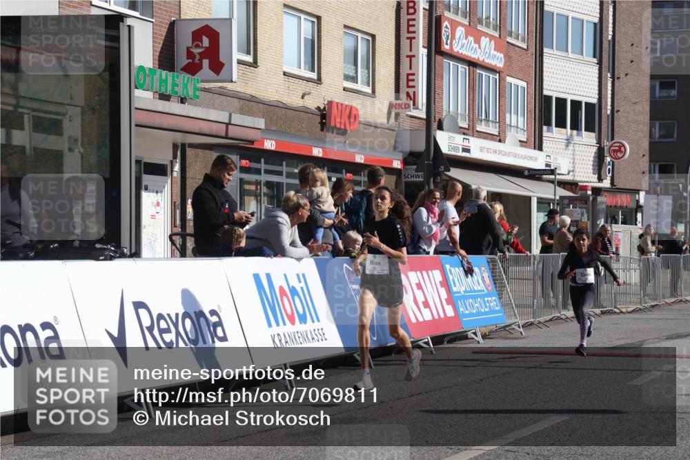 15.09.2024 - PSD Bank Halbmarathon Michael Strokosch http://msf.ph/oto/7069811 15.09.2024 10:25:30 Ziel 19, 36, 66, 110, 221, 238, 257 meine-sportfotos.de