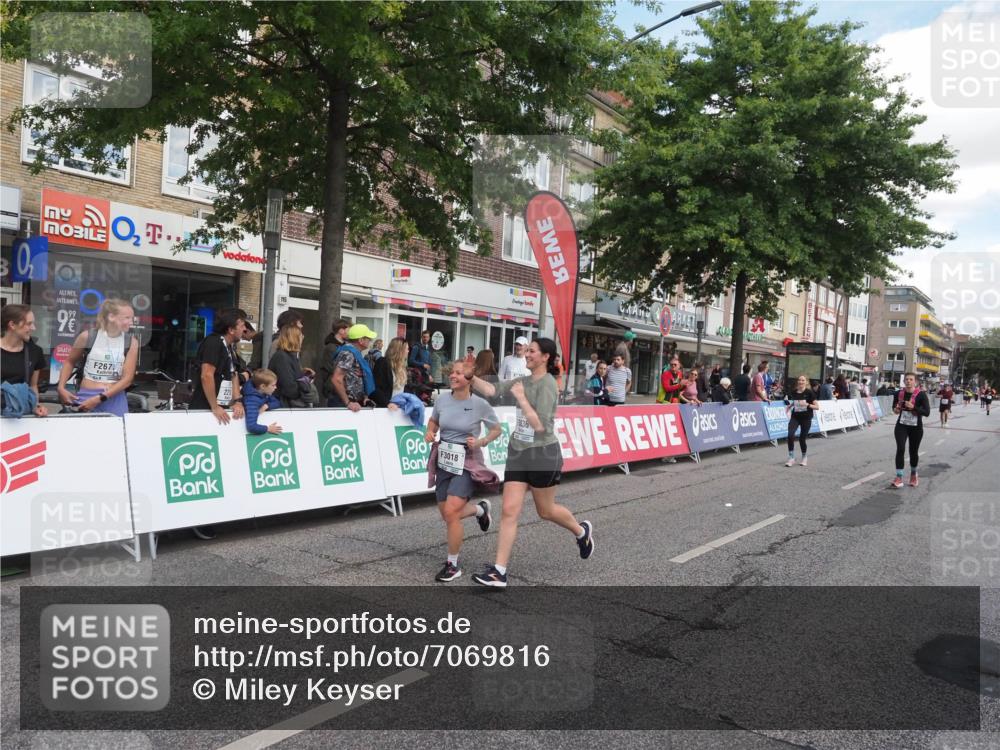15.09.2024 - PSD Bank Halbmarathon Miley Keyser http://msf.ph/oto/7069816 15.09.2024 12:22:37 Ziel 836, 2238, 2862, 3018, 3036, 3127, 3199, 3282, 3299, 3304, 3443 meine-sportfotos.de