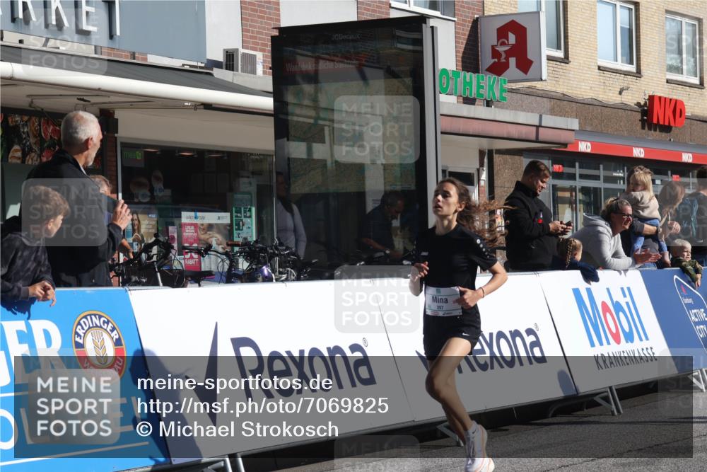 15.09.2024 - PSD Bank Halbmarathon Michael Strokosch http://msf.ph/oto/7069825 15.09.2024 10:25:31 Ziel 19, 36, 66, 110, 221, 238, 257, 300 meine-sportfotos.de