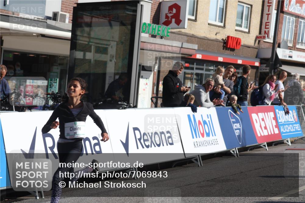15.09.2024 - PSD Bank Halbmarathon Michael Strokosch http://msf.ph/oto/7069843 15.09.2024 10:25:32 Ziel 19, 36, 66, 110, 221, 238, 248, 257, 300 meine-sportfotos.de