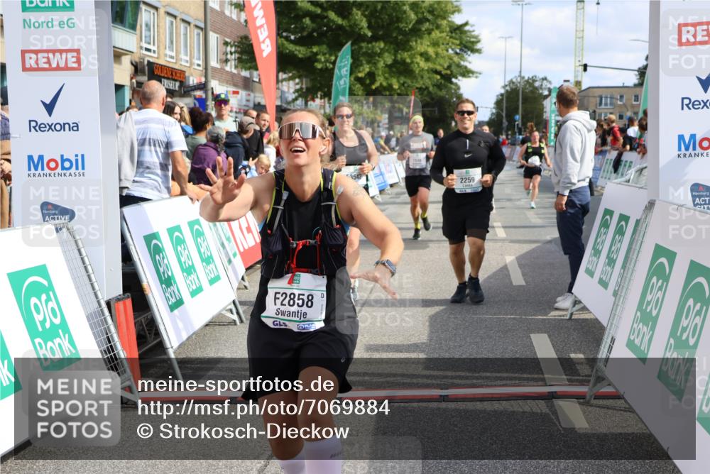 15.09.2024 - PSD Bank Halbmarathon Strokosch-Dieckow http://msf.ph/oto/7069884 15.09.2024 12:31:26 Ziel 1948, 2259, 2858, 3089, 3211, 3279, 3414, 3416, 3486, 3542 meine-sportfotos.de