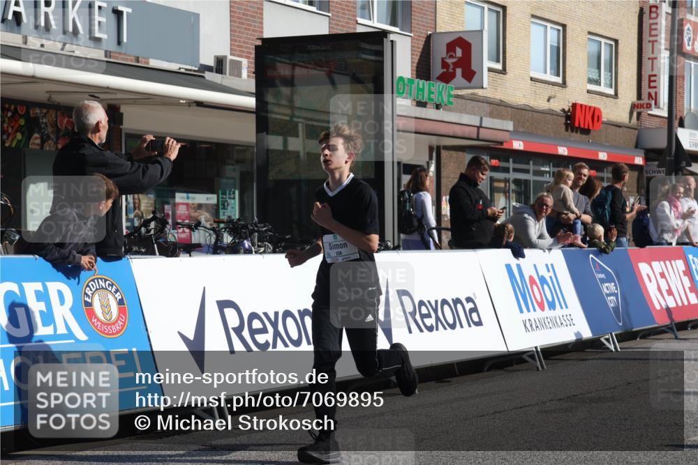 15.09.2024 - PSD Bank Halbmarathon Michael Strokosch http://msf.ph/oto/7069895 15.09.2024 10:25:37 Ziel 36, 110, 221, 238, 248, 257, 298, 300 meine-sportfotos.de