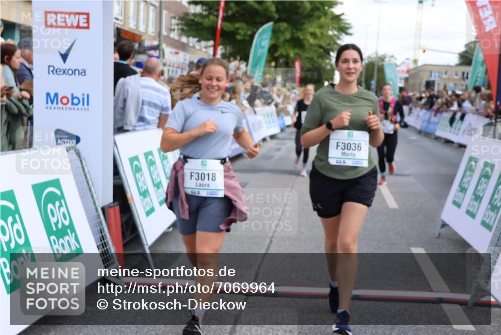 15.09.2024 - PSD Bank Halbmarathon Strokosch-Dieckow http://msf.ph/oto/7069964 15.09.2024 12:22:52 Ziel 836, 2238, 2862, 3018, 3036, 3127, 3199, 3282, 3299, 3304, 3443 meine-sportfotos.de