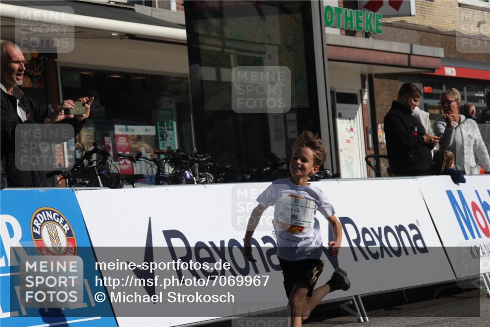 15.09.2024 - PSD Bank Halbmarathon Michael Strokosch http://msf.ph/oto/7069967 15.09.2024 10:25:44 Ziel 36, 54, 221, 238, 248, 298, 300 meine-sportfotos.de