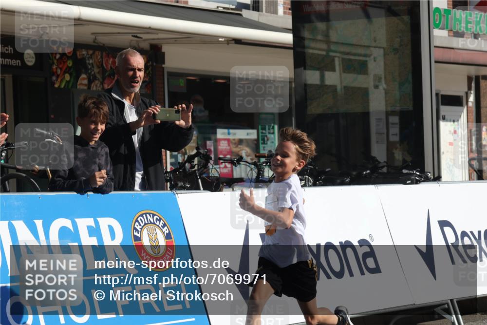 15.09.2024 - PSD Bank Halbmarathon Michael Strokosch http://msf.ph/oto/7069971 15.09.2024 10:25:44 Ziel 36, 54, 221, 238, 248, 298, 300 meine-sportfotos.de