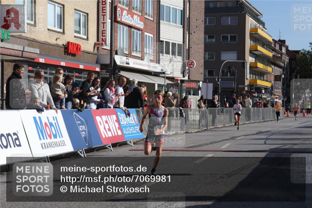 15.09.2024 - PSD Bank Halbmarathon Michael Strokosch http://msf.ph/oto/7069981 15.09.2024 10:25:47 Ziel 54, 98, 221, 238, 248, 298, 300 meine-sportfotos.de