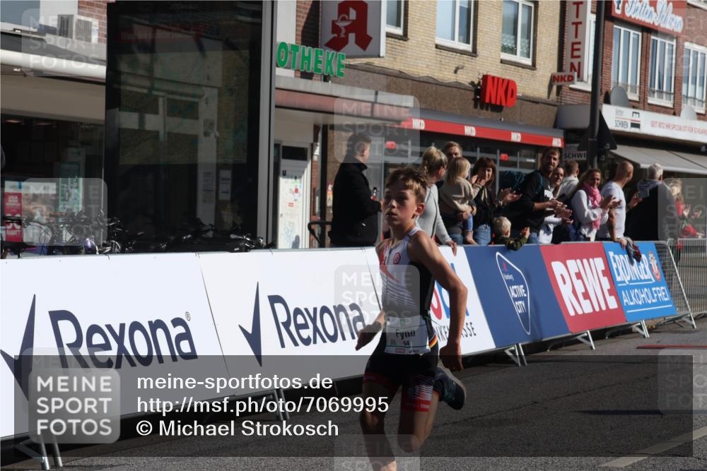 15.09.2024 - PSD Bank Halbmarathon Michael Strokosch http://msf.ph/oto/7069995 15.09.2024 10:25:48 Ziel 54, 98, 221, 238, 248, 298, 300 meine-sportfotos.de