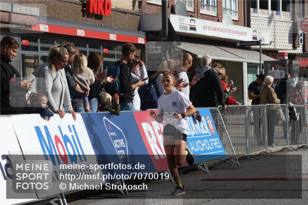 15.09.2024 - PSD Bank Halbmarathon Michael Strokosch http://msf.ph/oto/7070019 15.09.2024 10:25:52 Ziel 20, 54, 98, 240, 248, 298 meine-sportfotos.de