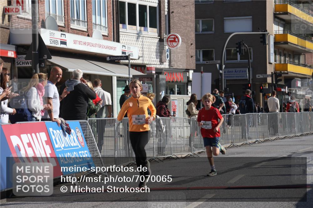15.09.2024 - PSD Bank Halbmarathon Michael Strokosch http://msf.ph/oto/7070065 15.09.2024 10:25:57 Ziel 20, 54, 98, 240 meine-sportfotos.de