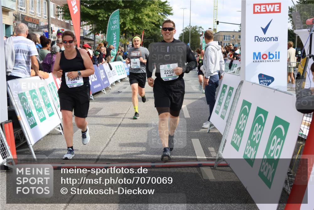 15.09.2024 - PSD Bank Halbmarathon Strokosch-Dieckow http://msf.ph/oto/7070069 15.09.2024 12:31:27 Ziel 1948, 2259, 2858, 3089, 3211, 3279, 3414, 3416, 3486, 3542 meine-sportfotos.de