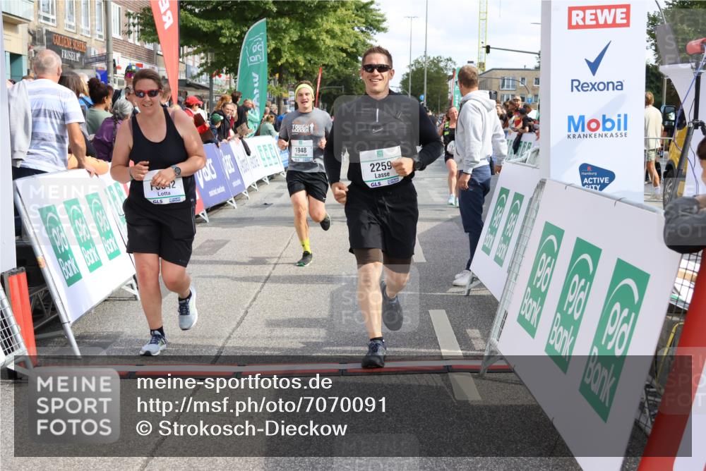 15.09.2024 - PSD Bank Halbmarathon Strokosch-Dieckow http://msf.ph/oto/7070091 15.09.2024 12:31:27 Ziel 1948, 2259, 2858, 3089, 3211, 3279, 3414, 3416, 3486, 3542 meine-sportfotos.de