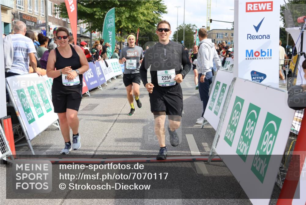 15.09.2024 - PSD Bank Halbmarathon Strokosch-Dieckow http://msf.ph/oto/7070117 15.09.2024 12:31:27 Ziel 1948, 2259, 2858, 3089, 3211, 3279, 3414, 3416, 3486, 3542 meine-sportfotos.de