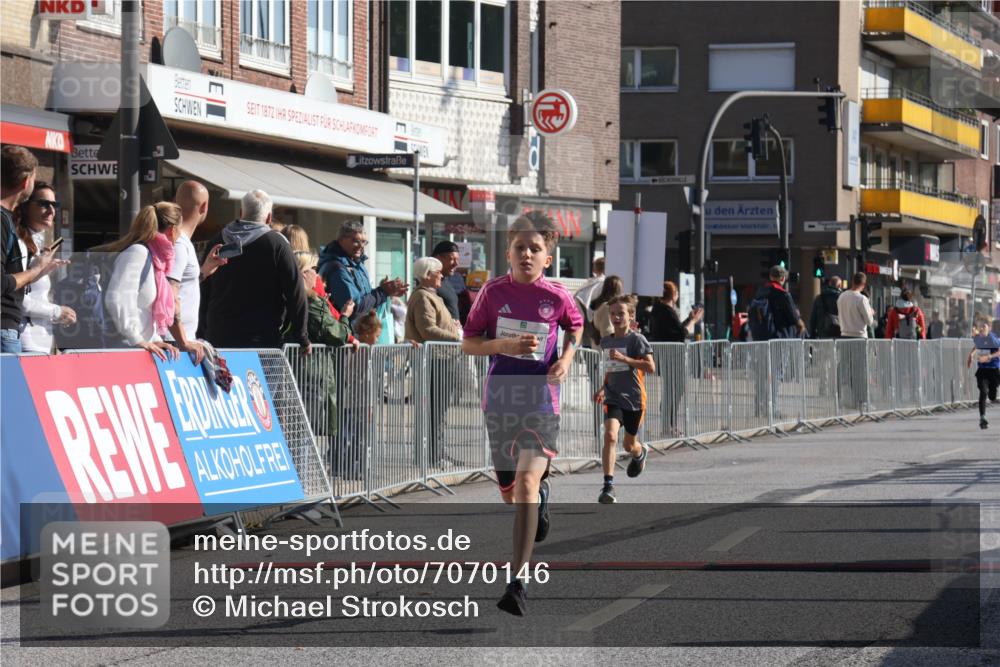 15.09.2024 - PSD Bank Halbmarathon Michael Strokosch http://msf.ph/oto/7070146 15.09.2024 10:26:07 Ziel 20, 144, 181, 240, 242 meine-sportfotos.de
