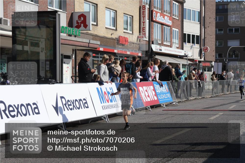 15.09.2024 - PSD Bank Halbmarathon Michael Strokosch http://msf.ph/oto/7070206 15.09.2024 10:26:10 Ziel 9, 20, 86, 88, 144, 181, 240, 242, 295 meine-sportfotos.de