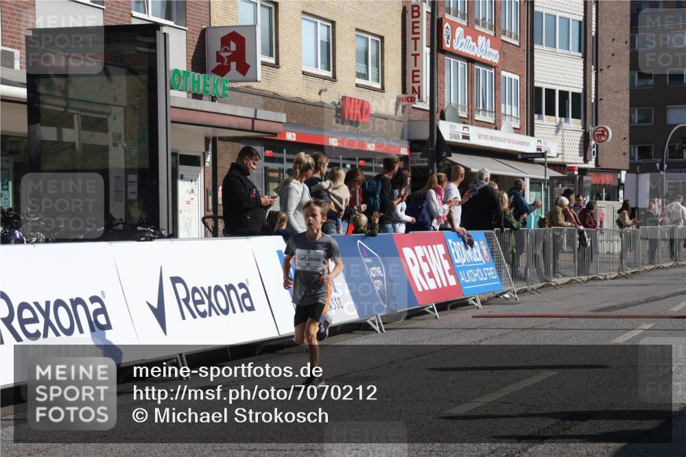 15.09.2024 - PSD Bank Halbmarathon Michael Strokosch http://msf.ph/oto/7070212 15.09.2024 10:26:11 Ziel 9, 20, 86, 88, 144, 181, 240, 242, 295 meine-sportfotos.de