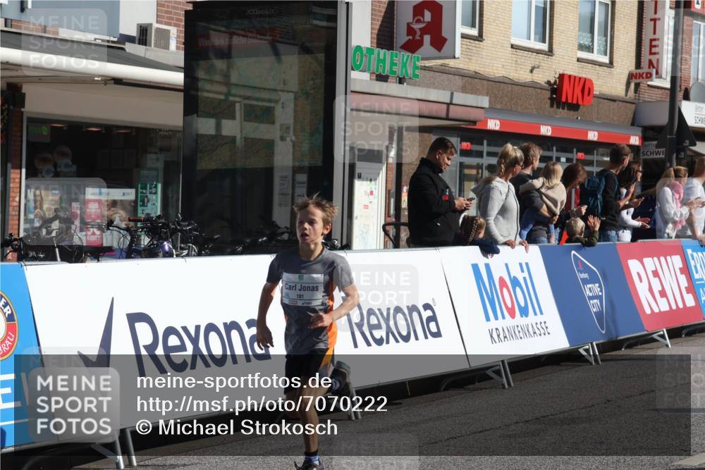 15.09.2024 - PSD Bank Halbmarathon Michael Strokosch http://msf.ph/oto/7070222 15.09.2024 10:26:11 Ziel 9, 20, 86, 88, 144, 181, 240, 242, 295 meine-sportfotos.de