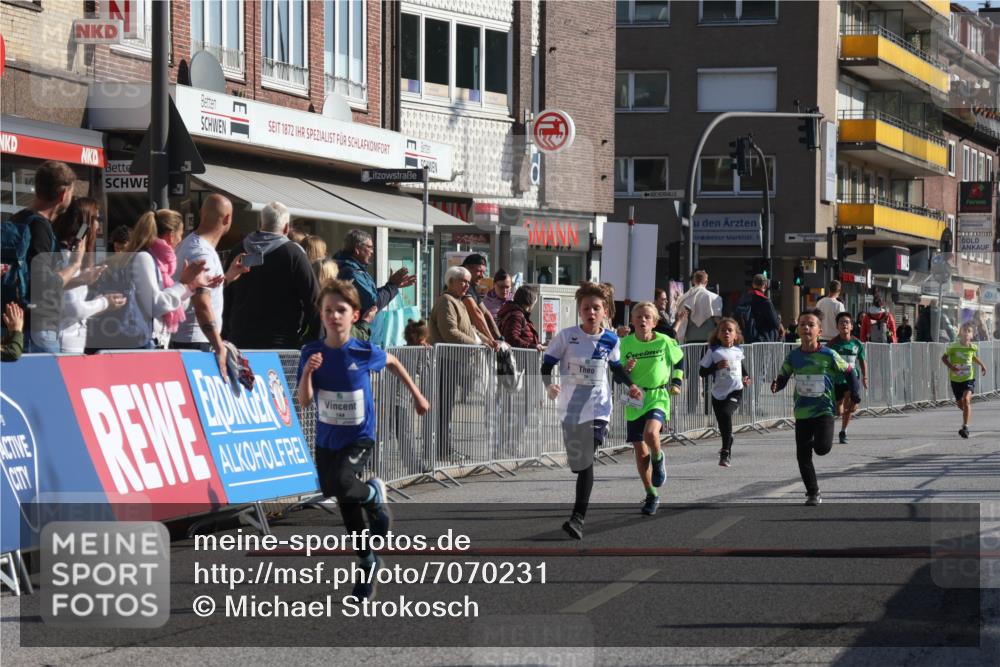 15.09.2024 - PSD Bank Halbmarathon Michael Strokosch http://msf.ph/oto/7070231 15.09.2024 10:26:13 Ziel 9, 86, 88, 144, 181, 188, 216, 242, 295 meine-sportfotos.de