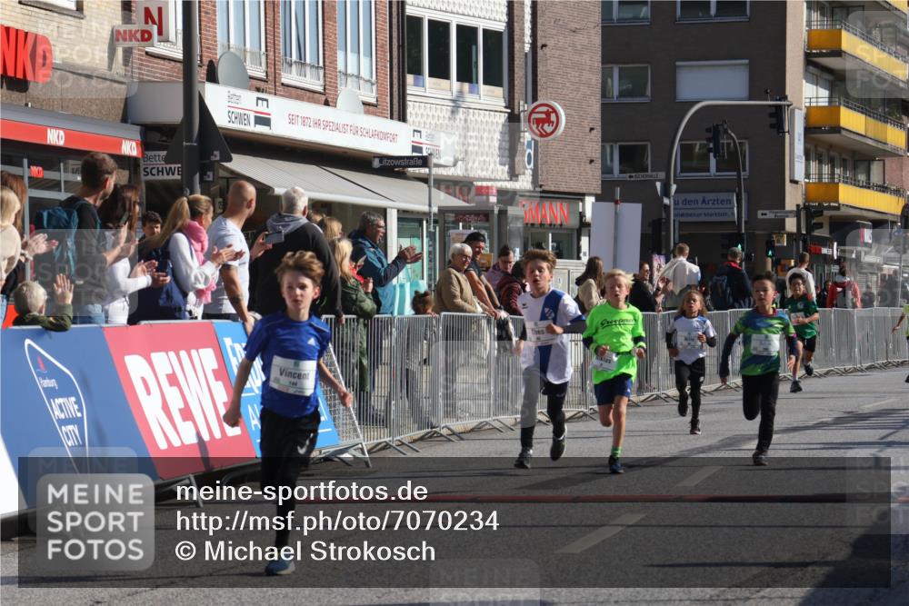 15.09.2024 - PSD Bank Halbmarathon Michael Strokosch http://msf.ph/oto/7070234 15.09.2024 10:26:14 Ziel 9, 86, 88, 144, 181, 188, 216, 242, 295 meine-sportfotos.de