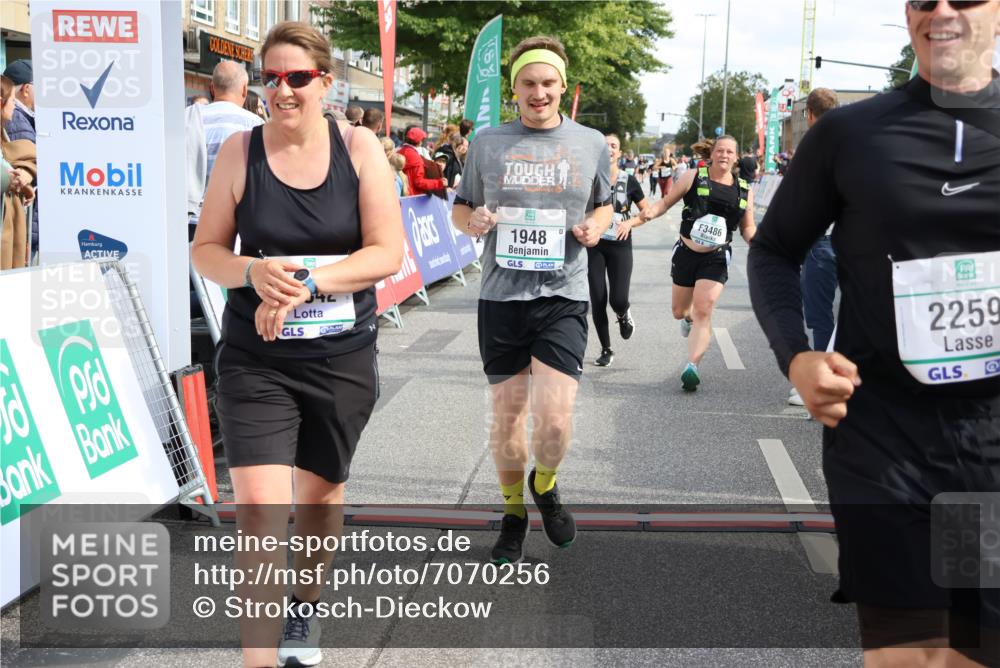 15.09.2024 - PSD Bank Halbmarathon Strokosch-Dieckow http://msf.ph/oto/7070256 15.09.2024 12:31:29 Ziel 1948, 2259, 2858, 3089, 3211, 3279, 3414, 3416, 3486, 3542 meine-sportfotos.de