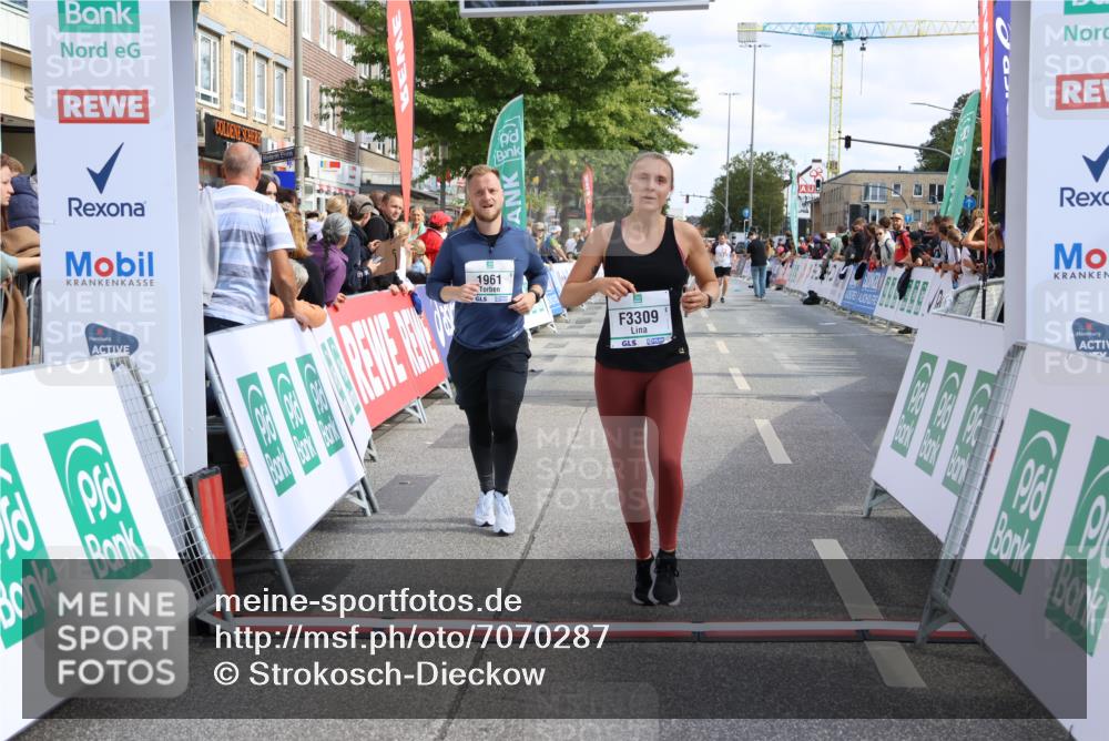 15.09.2024 - PSD Bank Halbmarathon Strokosch-Dieckow http://msf.ph/oto/7070287 15.09.2024 12:31:38 Ziel 1948, 1961, 2259, 3089, 3309, 3486, 3542 meine-sportfotos.de