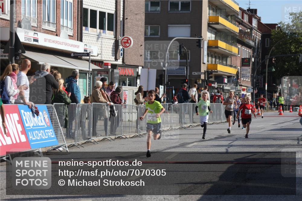 15.09.2024 - PSD Bank Halbmarathon Michael Strokosch http://msf.ph/oto/7070305 15.09.2024 10:26:19 Ziel 9, 86, 88, 116, 118, 143, 144, 181, 188, 200, 216, 242, 251, 295 meine-sportfotos.de