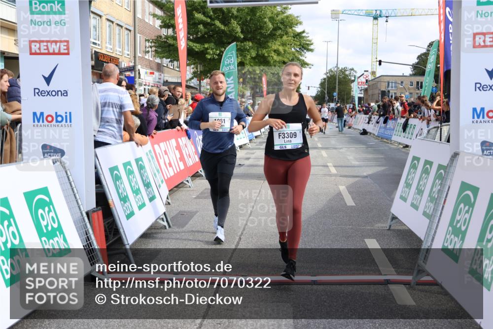 15.09.2024 - PSD Bank Halbmarathon Strokosch-Dieckow http://msf.ph/oto/7070322 15.09.2024 12:31:38 Ziel 1948, 1961, 2259, 3089, 3309, 3486, 3542 meine-sportfotos.de