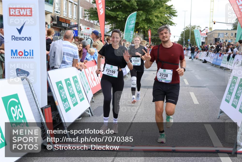 15.09.2024 - PSD Bank Halbmarathon Strokosch-Dieckow http://msf.ph/oto/7070385 15.09.2024 12:22:59 Ziel 2238, 2862, 3018, 3036, 3127, 3199, 3282, 3443 meine-sportfotos.de