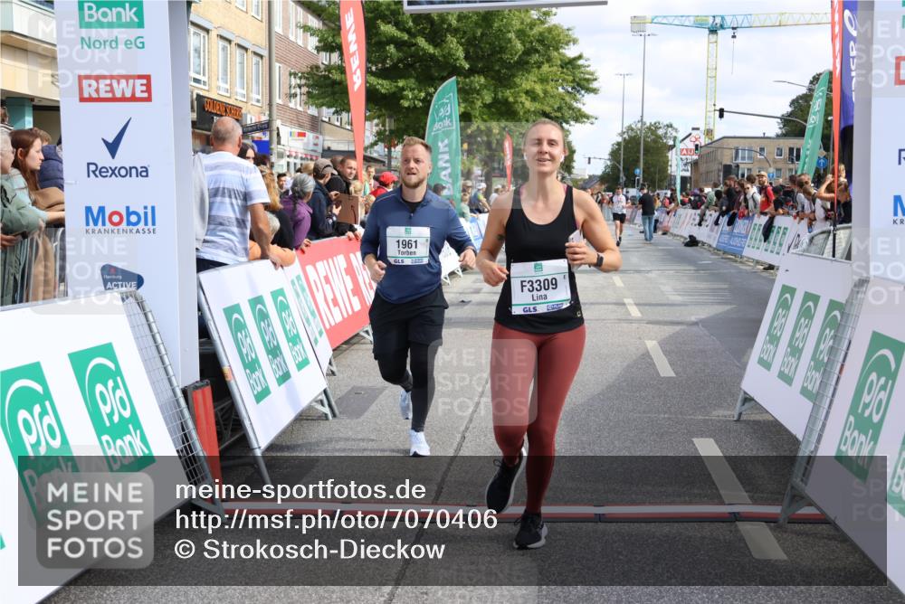 15.09.2024 - PSD Bank Halbmarathon Strokosch-Dieckow http://msf.ph/oto/7070406 15.09.2024 12:31:38 Ziel 1948, 1961, 2259, 3089, 3309, 3486, 3542 meine-sportfotos.de