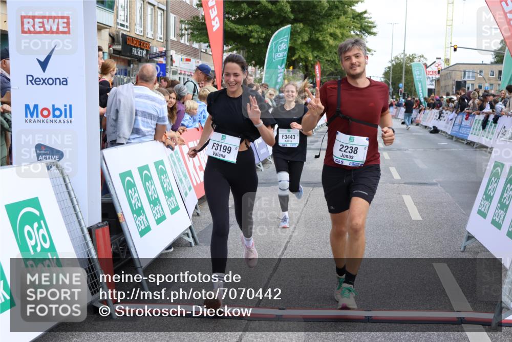 15.09.2024 - PSD Bank Halbmarathon Strokosch-Dieckow http://msf.ph/oto/7070442 15.09.2024 12:22:59 Ziel 2238, 2862, 3018, 3036, 3127, 3199, 3282, 3443 meine-sportfotos.de