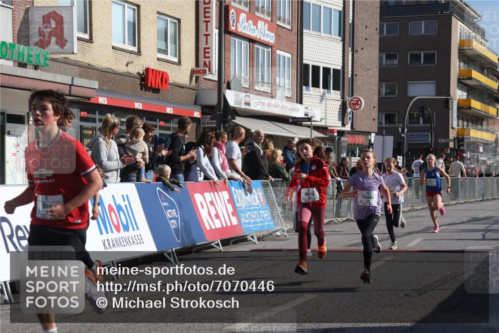 15.09.2024 - PSD Bank Halbmarathon Michael Strokosch http://msf.ph/oto/7070446 15.09.2024 10:26:35 Ziel 116, 118, 134, 143, 173, 196, 200, 209, 212, 229, 237, 251, 307 meine-sportfotos.de