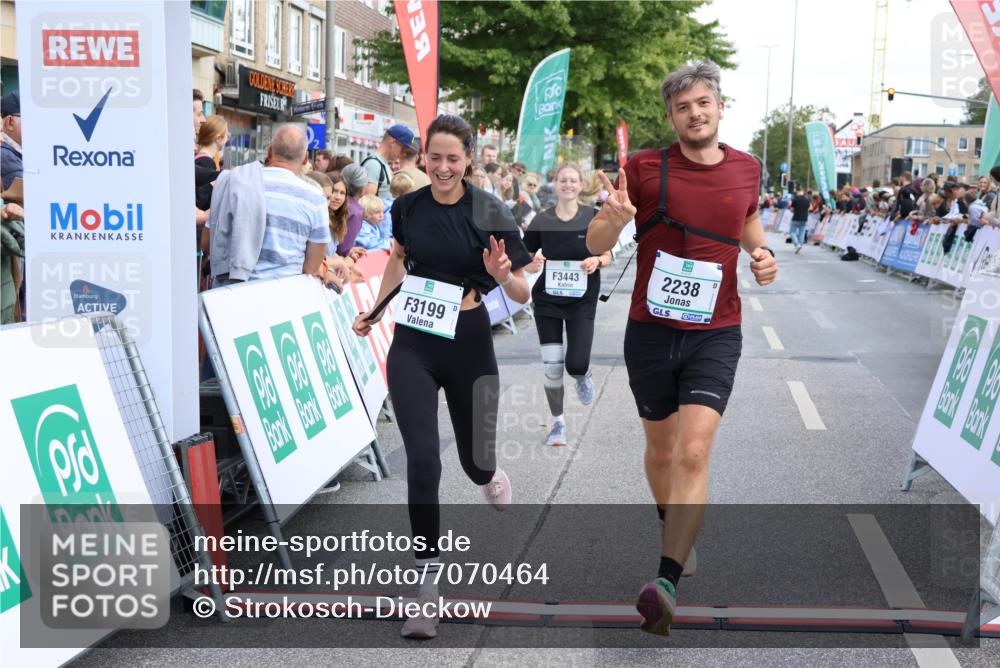 15.09.2024 - PSD Bank Halbmarathon Strokosch-Dieckow http://msf.ph/oto/7070464 15.09.2024 12:22:59 Ziel 2238, 2862, 3018, 3036, 3127, 3199, 3282, 3443 meine-sportfotos.de