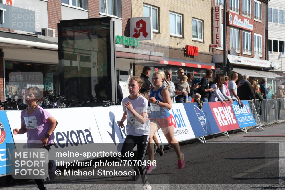 15.09.2024 - PSD Bank Halbmarathon Michael Strokosch http://msf.ph/oto/7070496 15.09.2024 10:26:38 Ziel 134, 143, 173, 196, 209, 212, 229, 237, 251, 307 meine-sportfotos.de