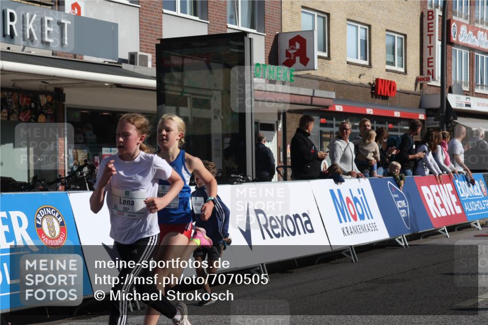 15.09.2024 - PSD Bank Halbmarathon Michael Strokosch http://msf.ph/oto/7070505 15.09.2024 10:26:39 Ziel 134, 173, 196, 209, 212, 215, 229, 237, 307 meine-sportfotos.de